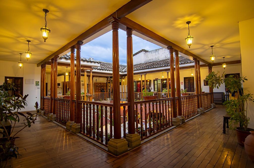 Viavia Cafe Ayacucho Hotel Екстериор снимка