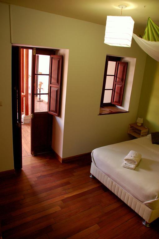 Viavia Cafe Ayacucho Hotel Екстериор снимка