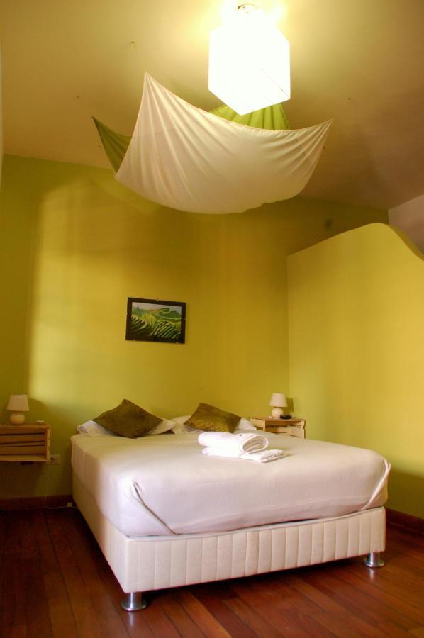 Viavia Cafe Ayacucho Hotel Стая снимка
